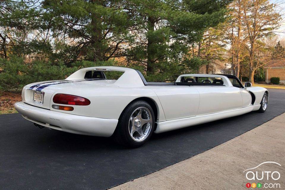La Dodge Viper 'limousine' - Trois quarts arrière